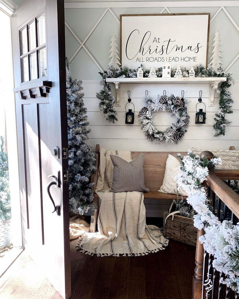 Rustic and Farmhouse-Inspired Christmas Decor Ideas You Should Try